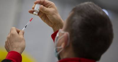 В AstraZeneca отреагировали на скандал с образованием тромбов у привитых - tsn.ua - Англия