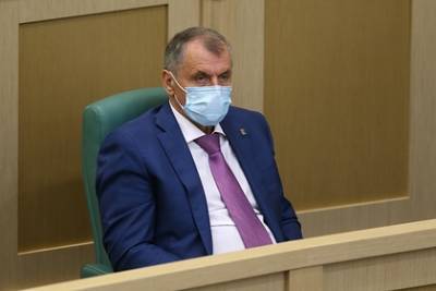 Владимир Зеленский - Рефат Чубаров - Петр Порошенко - Мустафа Джемилев - Андрей Сенченко - Владимир Константинов - В Крыму назвали ответственных за водную блокаду - lenta.ru - Крым