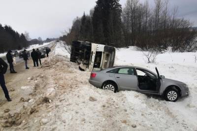 В Ивановской области перевернулся пассажирский автобус - mkivanovo.ru - Иваново - Ивановская обл.