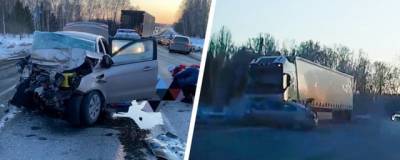 Валерий Горелых - В ДТП под Екатеринбургом погибли пять человек, в том числе двое детей - runews24.ru - Екатеринбург - Тюмень