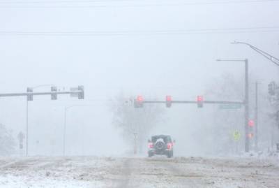 США накрыла снежная буря, отменили тысячи авиарейсов - kp.ua - шт. Колорадо - Денвер