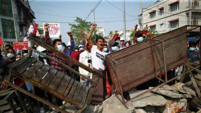 Протесты в Мьянме: за сутки погибли около 40 человек - sharij.net - Бирма