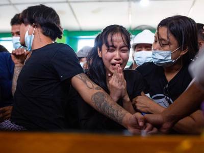 В городе Мьянмы объявили военное положение после убийств десятков демонстрантов - sobesednik.ru - Бирма - Янгон