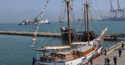 В Одесском порту пришвартовалась уникальная 105-летняя яхта после кругосветного путешествия (фото) (4 фото) - tsn.ua - Куба - Хорватия - Одесса - Португалия - Греция