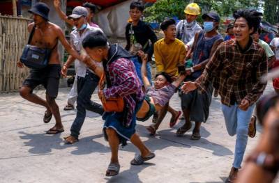 В Мьянме во время разгона демонстраций убиты почти сорок человек - inform-ua.info - Бирма - Янгон
