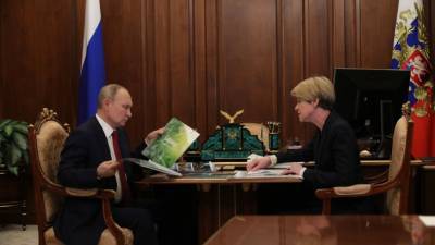 Владимир Путин - Елена Шмелева - Путин: Центр «Сириус» становится центром подготовки талантливой молодежи - mir24.tv