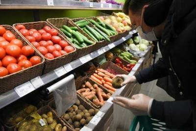 За февраль фрукты и овощи в Ленобласти подорожали на 5,8% - ivbg.ru - Украина - Ленинградская обл.