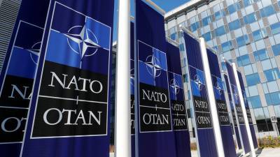 Йенс Столтенберг - Главы МИД стран НАТО впервые с начала пандемии проведут очную встречу - russian.rt.com - Брюссель - Лунгеск
