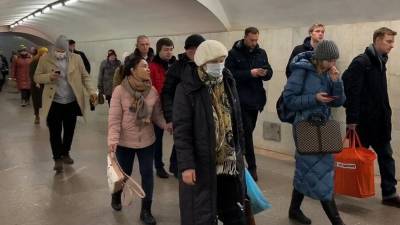 Алексей Аграновский - Вирусолог оценил вероятность нового подъема заболеваемости COVID-19 в России - m24.ru