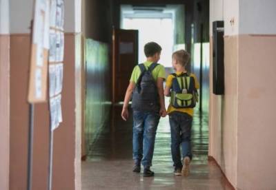 Школы Одессы и Львова 5-11 классы перевели на дистанционку - facenews.ua - Львов - Одесса