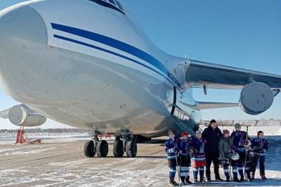 Стали известны подробности хоккейного матча на борту «Руслана» в Твери - tver.mk.ru - Тверь