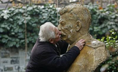 Иосиф Сталин - Никита Хрущев - Лаврентий Берия - Iravunk (Армения): как поклонение перед Сталиным привело к антисоветскому бунту в Грузии - inosmi.ru - Грузия - Тбилиси