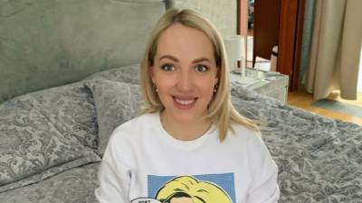 «Главный ингредиент»: Галина Боб приготовила блины с плевком ребенка - 5-tv.ru