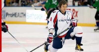 Александр Овечкин - Евгений Кузнецов - Филипп Эспозито - Овечкин стал шестым в истории НХЛ по количеству голов - profile.ru - Вашингтон