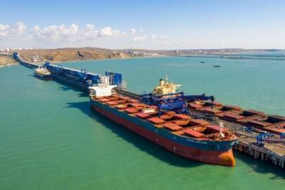 «Сибантрацит» начал экспорт угля большими судами вместимостью свыше 160 тыс. тонн - tayga.info - Тамань