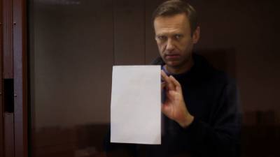 Алексей Навальный - Навальный отказался участвовать в заседании суда по видеосвязи - vesti.ru - Москва - Омск - Томск