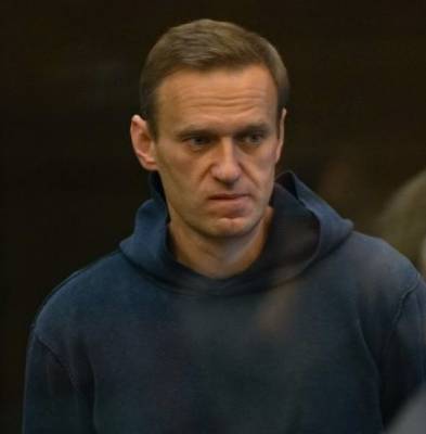 Алексей Навальный - Военный суд перенес заседание по заявлению об отравлении Навального - znak.com - Москва - Омск - Томск