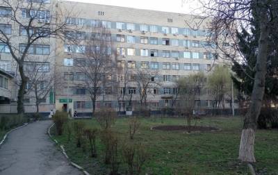 В Киеве женщина выпрыгнула из окна больницы - korrespondent.net - Москва - Киев - Запорожье