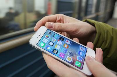 СМИ: На смартфоны Apple установят российский софт - pnp.ru