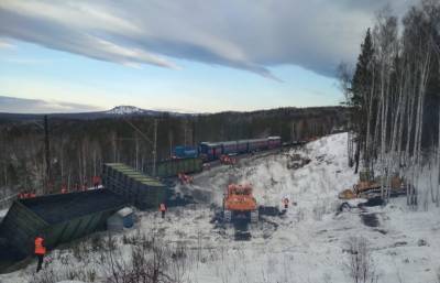 Поврежденный сходом вагонов участок ж/д в Челябинской области могут открыть вечером - interfax-russia.ru - Челябинская обл. - Челябинск