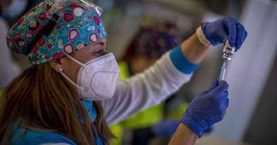Дмитрий Кулеба - Страны Евросоюза приостановили поставки излишков вакцины от коронавируса в Украину - tsn.ua - Англия - Словения - Кулеба