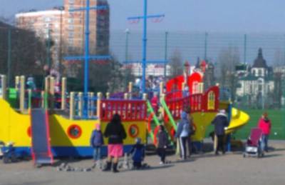 Стрельба началась на детской площадке во Львове, если пострадавшие: первые кадры с места - politeka.net - Львов