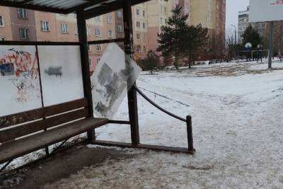В Смоленске разрушилась еще одна остановка - mk-smolensk.ru - Смоленск