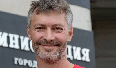 Евгений Ройзман - В аэропорту Екатеринбурга задержали бывшего мэра Евгения Ройзмана - newizv.ru - Екатеринбург