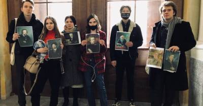Анатолий Сердюков - Евгения Васильева - Студенты провели пикет против выставки Васильевой в музее Академии Художеств - readovka.ru - Санкт-Петербург - Пенза