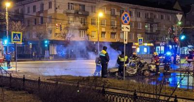 Зарезал и спрятал тело в шкафу: сгоревшего в KIA на Барнаульской калининградца обвиняли в убийстве женщины - klops.ru - Калининград