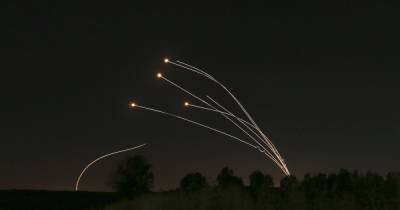 Израиль нанес ракетные удары по окрестностям Дамаска: видео - tsn.ua - Сирия - Дамаск - Израиль - Сана - Ракеты