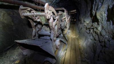 На руднике в Приморье оказались заблокированы два горняка - vesti.ru - Москва - Приморье край - Дальнегорск