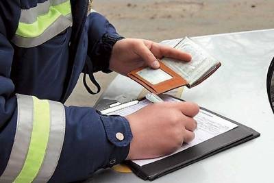 Конкретнее всего файер-шоу от костромских тиктокеров оценили сотрудники ГИБДД - kostroma.mk.ru - Кострома