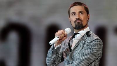 Дмитрий Билан - Дима Билан - «Пойду по блошинкам»: Почему Билан обставляет новый дом вещами с барахолок? - 5-tv.ru - Московская обл.