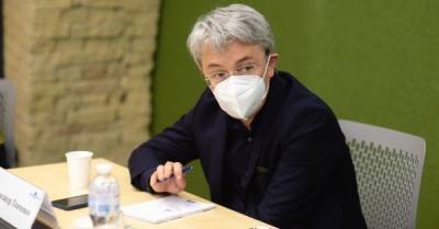 Александр Ткаченко - "Цель — расчистить фармрынок": Ткаченко заподозрил Россию в атаке на вакцину AstraZeneca - delo.ua