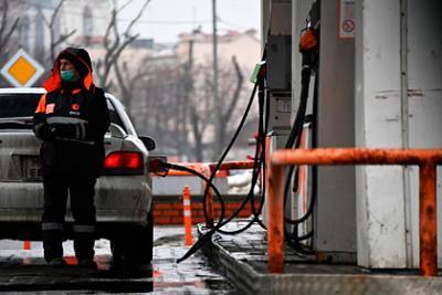 Дмитрий Песков - Павел Сорокин - Кремль успокоил россиян по поводу цен на топливо - lenta.ru