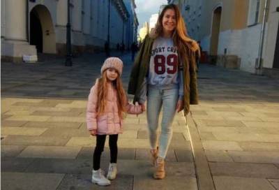 Павел Пай - Мать 8-летней Миланы откровенно рассказала о ее отношениях с 13-летним блогером - novostiua.news