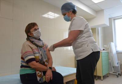 Еврокомиссия заявила, что вакцина от COVID-19 не станет обязательным условием поездки в ЕС - vm.ru