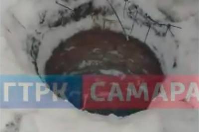 Россиянка прыгнула в колодец за упавшим сыном - lenta.ru - Самара