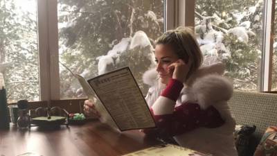 Денис Вороненков - Мария Максакова - Мария Максакова объяснила, кого на самом деле считает в России "жабами" и "кротами" - polit.info - РСФСР