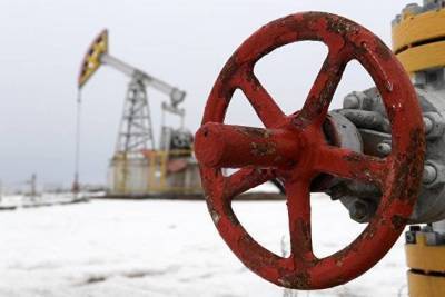 Нефть дешевеет более чем на 1% на данных о запасах в США - smartmoney.one - Москва