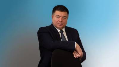 Александр Тупицкий - Спецзаседание КСУ: охрана не пустила Тупицкого в суд - 24tv.ua - Новости