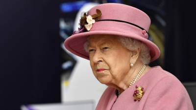Борис Джонсон - принц Уильям - Елизавета II - Дэвид Аттенборо - Британцы рассказали, кем готовы заменить королеву после падения монархии - vesti.ru - Англия