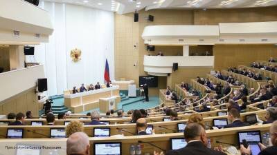 Валерий Рязанский - В Совфеде РФ раскрыли причины принятия «непопулярных» законов - politros.com