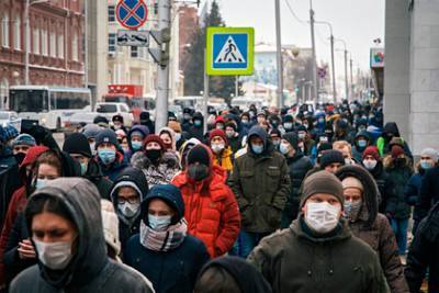 Анна Попова - Россиян с антителами к коронавирусу призвали носить маски - lenta.ru