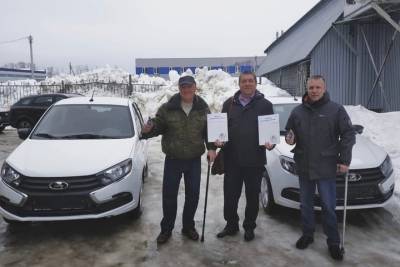 Ивановцам, пострадавшим на производстве, выдали автомобили - mkivanovo.ru - Ивановск