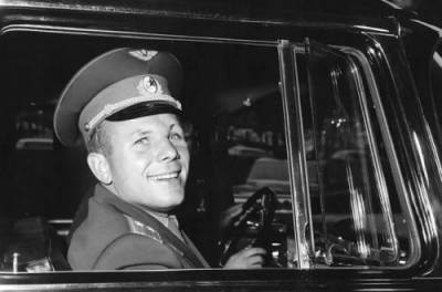 Юрий Гагарин - Водитель Юрий Гагарина рассказал о тайных поездках космонавта - from-ua.com