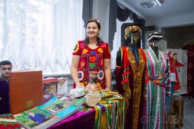 Янка Купала - IV открытый фестиваль «Новруз Байрам» пройдет в Купаловском университете - grodnonews.by