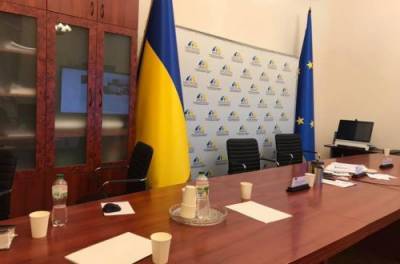 Стало відомо, через що переговори у ТКГ лишаються заблокованими - from-ua.com - Украина - місто Москва