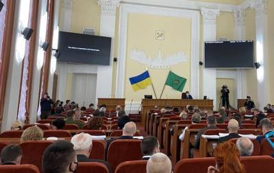 Депутатам местных и облсоветов запретили голосовать при конфликте интересов - korrespondent.net